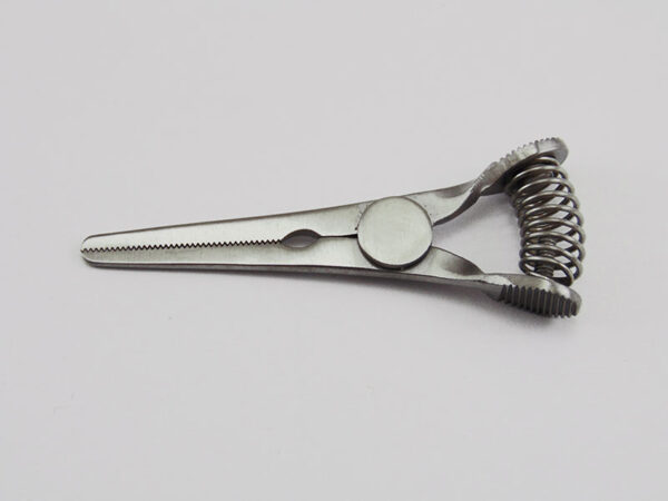 Titan Bulldog Clamp