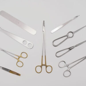 Needle Holders & Retractors